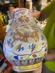 大清乾隆年製夜光花瓶