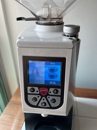 Eureka Atom 60 coffee grinder (White)