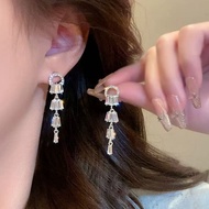 s925 Silver pearl stud earrings exude a sense of elegance and sophistication