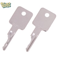 (Unique) 2 PCS Bobcat Key Applicable To S550 S185 Skid Steer Loader Sweeper Key S331 / S160 Excavato