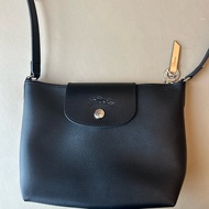 Longchamp 黑色真皮肩背包