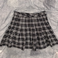 2Hand skirt