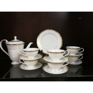 VANTAGE  20PCS EMBOSSED FLORAL ODESSA TEA SET