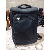 HITAM Original Black Descente Backpack