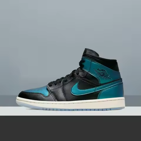 Nike Air Jordan 1 Mid Unisex Basketball Shoes Classic Design, Slip-resistant and Durable, Exceptiona