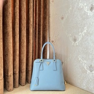 Prada • 經典十字紋牛皮貝殼包 Baby Blue 寶寶藍