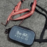 coach 腰包全新未使用