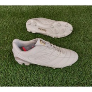 #INT2 Lotto Soccer Shoes // Latest lotto Soccer Shoes