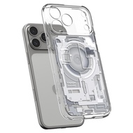 Spigen Ultra Hybrid with MagFit เคสสำหรับ iPhone 17 Pro / 17 Pro Max