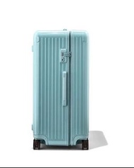 rimowa essential trunk plus size 33