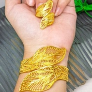 Dubai Leaf Bracelet