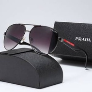 Prada 太陽眼鏡