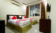 OYO 334 Sh Hotel