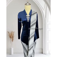 BEST SALE SETELAN KEBAYA KARTINI ENCIM BLUDRU / KEBAYA + SELENDANG + JARIK MOTIF LERENG SOGAN PUTIH