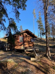 Typisk norsk off-grid hytte opplevelse
