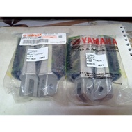 FRONT FOOTREST Y15ZR