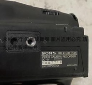 二手市面稀少Sony Handycam Video 8 CCD-TR305(無電池測試不知狀況如圖當收藏/裝飾品