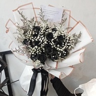 Buket bunga mawar hitam asli