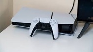 PlayStation 5 PS5 Slim 數碼版主機連兩個手製