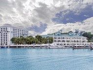 Avillion Admiral Cove Hotel