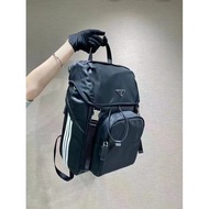 Ad Cooperation with Pd Design 2VZ135 Two Major Brands Cooperation
This ad and pd Cooperation Design 