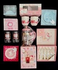Hello Kitty 30週年紀念杯碟套裝