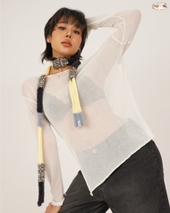 CUPPA - JELLYFISH see-through Top (2 สี) Cuppa x Pimwa เสื้อไหมพรมซีทรูเนื้อบางเบา ทรงคอปาด ผ่าข้าง 