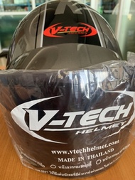 V-tech helmet, middle model, gray and black trim. KM7G