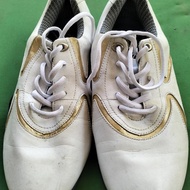 sepatu golf PGM bekas nomor 43