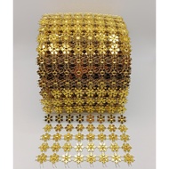 Gold Motif Variation 5134 - 10 yards long (9 meters)