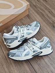 ASICS Gel-Kahana TR V2跑步鞋 男女同款 月光灰