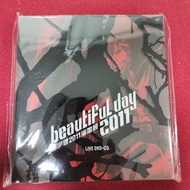 90％new 鄭伊健 beautiful day 2011演唱會 Live 2CD + 3DVD （5碟） 新淨齊件紙版裝/連歌詞本畫冊膠套 合唱歌手及歌曲 : 謝安琪 (一個為你甘蹈火海的人/陪你飛