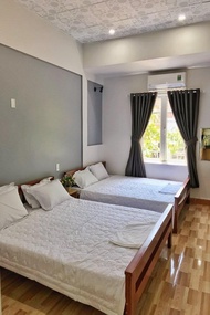 Rumah 100 m² dengan 3 bilik tidur dan 2 bilik mandi peribadi di Pantai Bandar (333 Coffee & Homestay