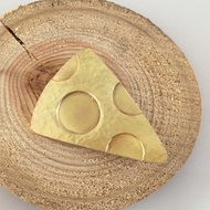 Cheese ◇ Cheese ◇ 黃銅鍛造胸針