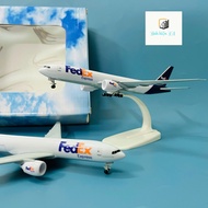 Boeing B777-200F Airplane Model FEDEX Global Transport Company Scale 1:400 Beautiful Standard Metal