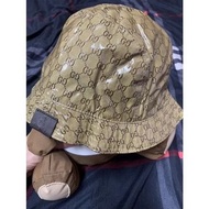 Gucci 防水雨衣材質滿版gg logo 漁夫帽