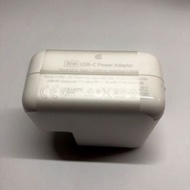 Apple MacBook 30W USB-C 電源轉換器 充電器 power supply