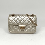 CHANEL 2.55口蓋包迷你20金色牛皮30開金扣肩背包