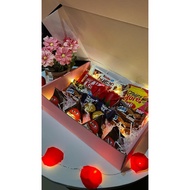 💥ReadyStock💥 SURPRISE CHRISTMAS GIFT BIRTHDAY GIFT 🍫[ CHOCOLATE BOX ] 🍫FERRERO ROCHER KINDER BUENO COKLAT LANGKAWI MURAH
