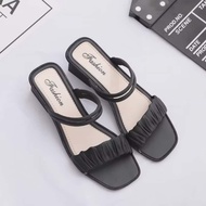 C49 Korean Fashion Sandals Cute Design Size 36-37