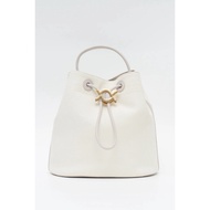 Ava Bucket Bag Large Wearing Klamby