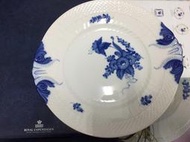 私人收藏出售：皇家哥本哈根(Royal Copenhagen)手繪波紋藍花26CM魚盤_全新有原盒