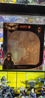 絕版MAFEX 050 貓女2.0《黑暗騎士：黎明昇起》( 塞琳娜·凱爾 VER.2.0 Catwomen VER.2.0 SELINA KYLE VER.2.0)