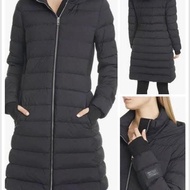 BURBERRY英國黑色連帽鵝絨大衣M