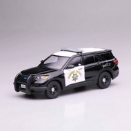 596 1: 64 2020 Ford Explorer California High Speed Patrol CHP Panda Painting 596-135 Alloy Car Model