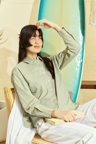 Giordano Womens Loose Pocket Linen Shirt 05345202002 เสื้อเชิ้ตผู้หญิง เสื้อจิออดาโน