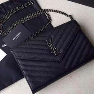 YSl 黑字黑鍊 WOC