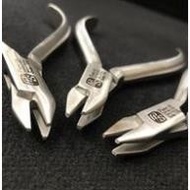 3-prong pliers