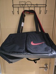 Nike 黑色運動行李袋