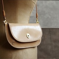 真皮柔和弧形掛鉤智慧型手機保護殼